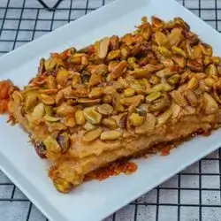 دەهینی فستەقی حەلەبی بە ڕۆنی حور