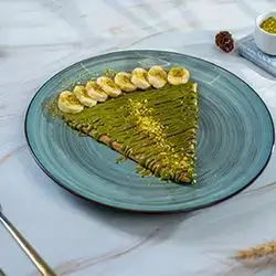 Crepe with Pistachio Sauce