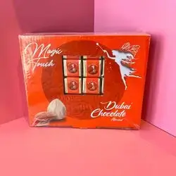 Dubai Chocolate With Walnut & Pistachio Flavored