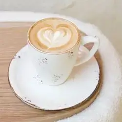 Saffron Latte