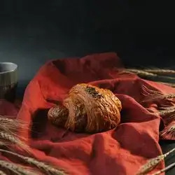 Cheese Croissant 