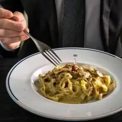 Fettuccine Alfredo