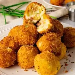 Potato And Cheese Bomb