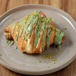 Pistachio Croissant