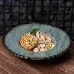Fettuccine Alfredo