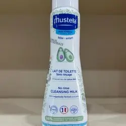 Mustela no rinse cleansing milk with organically farmed avocado
