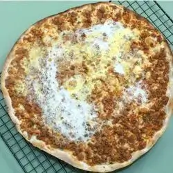 Egg Lahmacun
