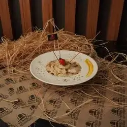 Fettuccine Alfredo