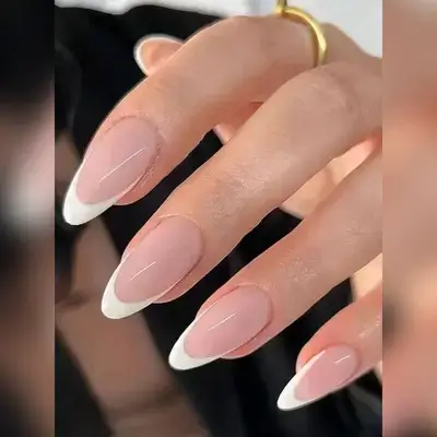 24pcs/Set Medium Sized Waterdrop Shaped Fashionable French Style Simple White False Nails