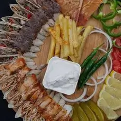Chicken And Meat Arabian Shawarma 