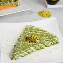 Pistachio Crepe