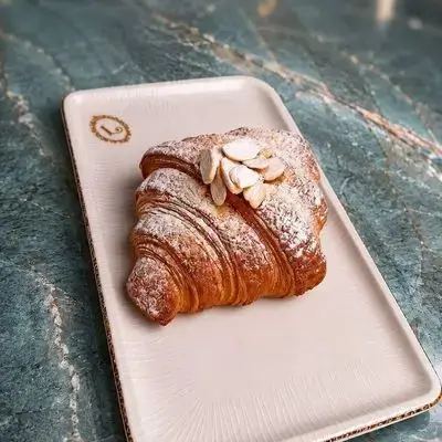 Almond croissant