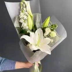 Bouquet Of White Lily