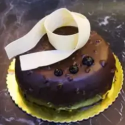 Small Cake - 8 People