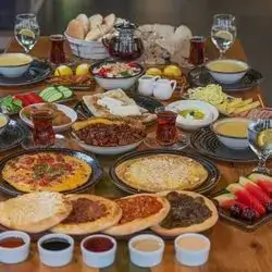 Four Persons Breakfast