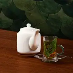 چای میس ئۆکتۆ بە نەعنا