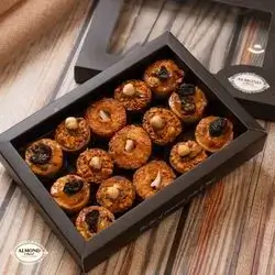 Mini tart box