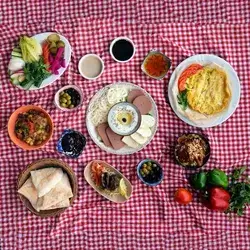 Breakfast - 4 Persons