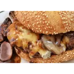 Beef Burger with Mushroom