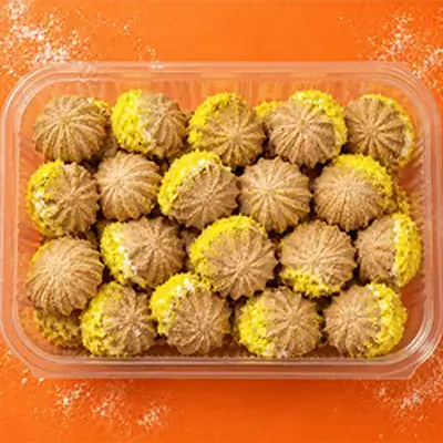 Petit Four