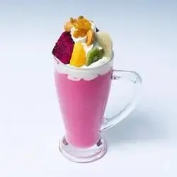 Hawaiian Banana Milk Strawberry Medium