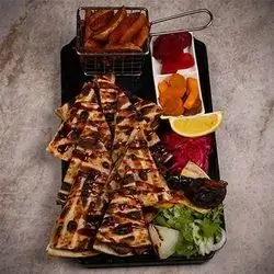 Lebanese Arayes