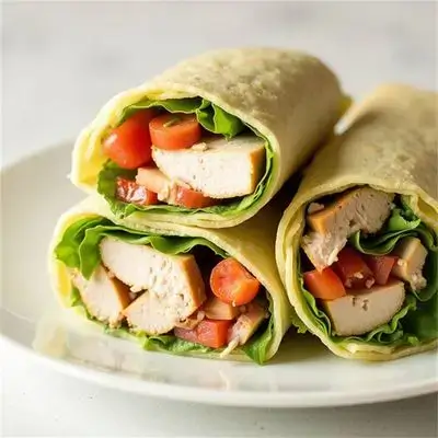 italian Smoked turkey wrap with rocca and cheese