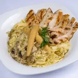 Chicken Alfredo Pasta