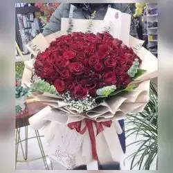 Imported Natural Rose Bouquet – 99 Flowers