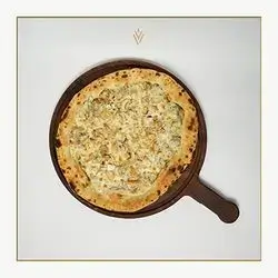 Truffle Chicken Pizza