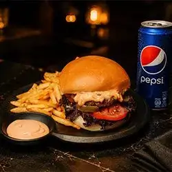 Chili Beef Burger Combo