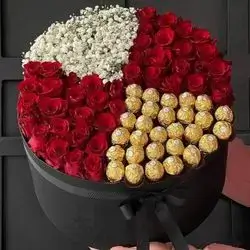 Box Of Natural Roses With Chocolates And Accessories