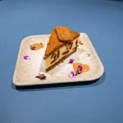 Lotus Cake