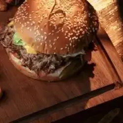 Smashed Pulled Beef Burger Single