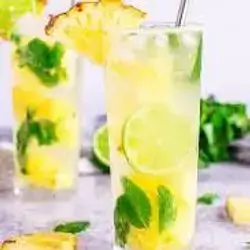 Pineapple Mojito