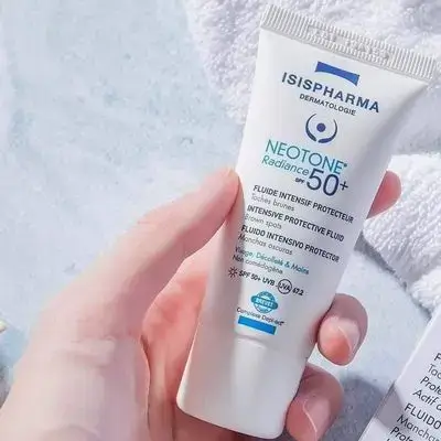 ISIS Pharma NEOTONE Radiance SPF 50+