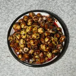 Olive With Pomegranate Molasses