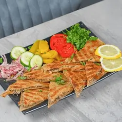 Mosuli Kibbeh Platter