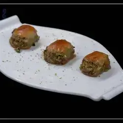 Dilbar Pistachio Baklava