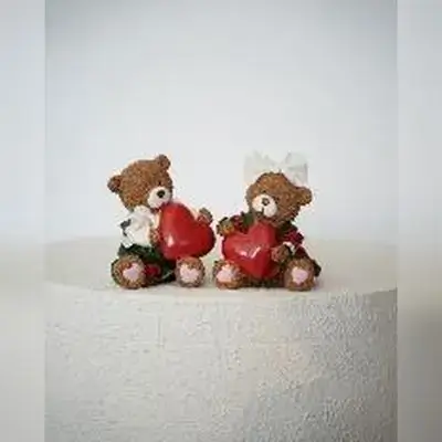 Teddy Bear Couple with Hearts