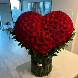 Large Heart Shaped Red Rose Flowers