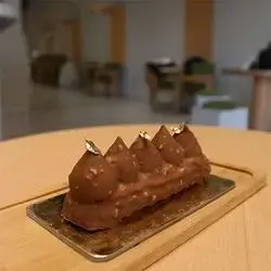 ئێکلێری شوکولاتە
