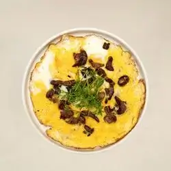 Eggs with Qawarma