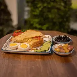 Eggs Toast