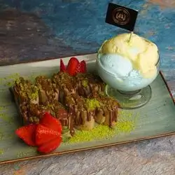 Nutella Sushi Crepe