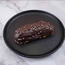 Chocolate Eclair