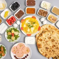 Breakfast for 3 Persons