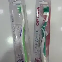 Super White Toothbrush Medium