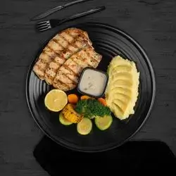 Chicken Steak With Mashed Potato - 550 Calories