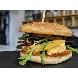 Omelette Burger